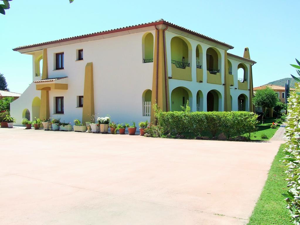 Case Vacanze San Silvestro Budoni Luaran gambar