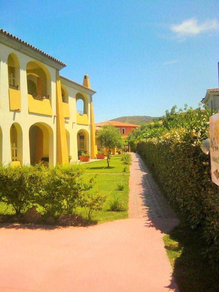 Case Vacanze San Silvestro Budoni Luaran gambar